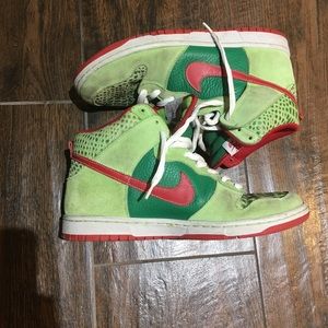 Nike SB Dunk Dr. Feelgood